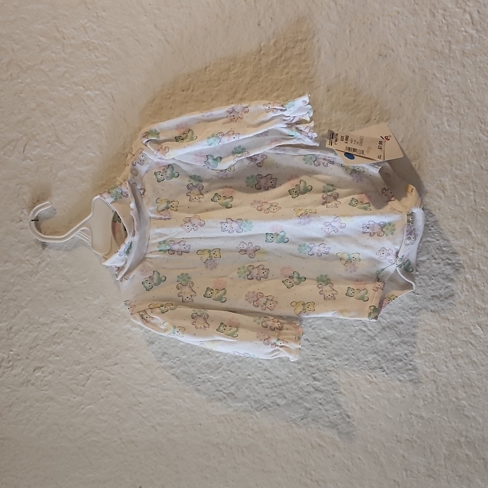 Tricycle Girl's 3/4 Sleeve Onsie with Bear print